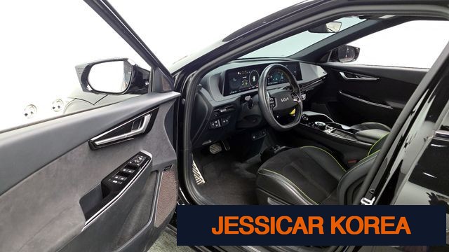 2023 Kia EV6 - Thumbnail 20