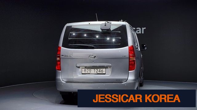 2016 Hyundai Grand Starex - Thumbnail 9