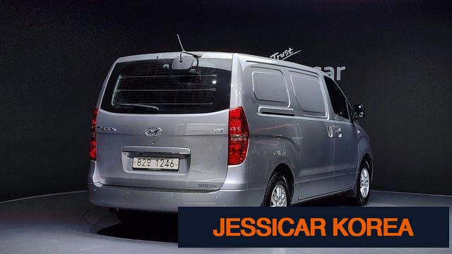 2016 Hyundai Grand Starex - Thumbnail 20
