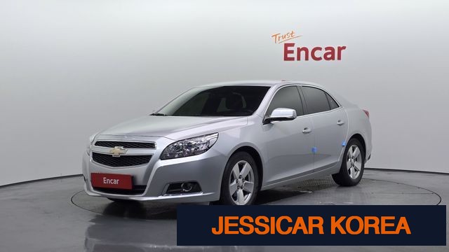 2015 Chevrolet Malibu - Thumbnail 2