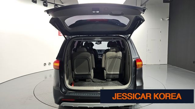 2018 Kia All New Carnival - Thumbnail 8