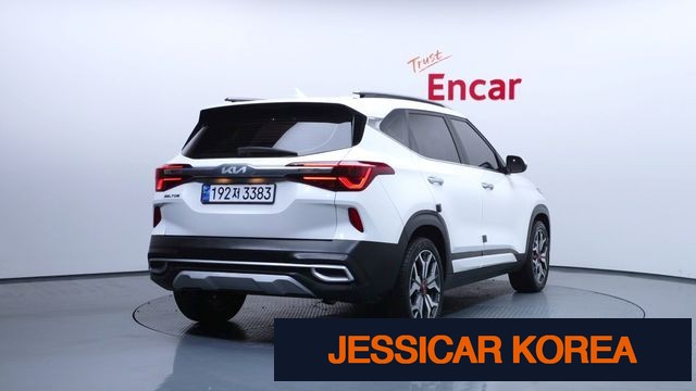 2023 Kia Seltos - Thumbnail 16