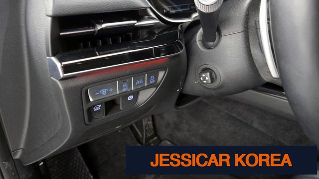 2021 Genesis G80 (RG3) - Thumbnail 2