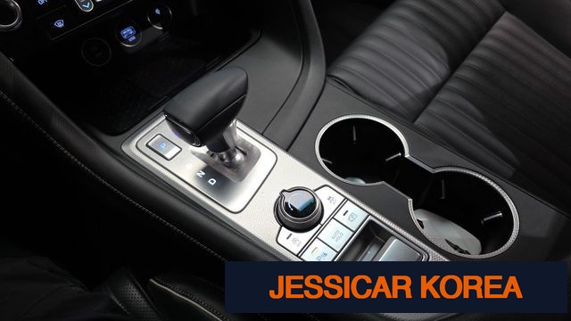 2024 Genesis The New G70 - Thumbnail 7
