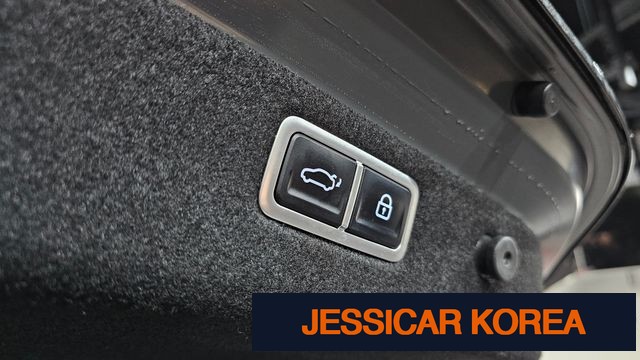 2024 Genesis The New G70 - Thumbnail 10