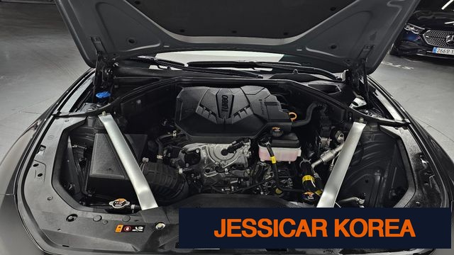 2024 Genesis The New G70 - Thumbnail 19