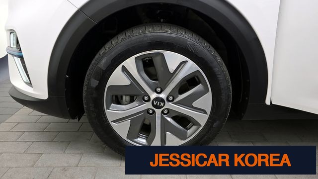 2019 Kia Niro EV - Thumbnail 9