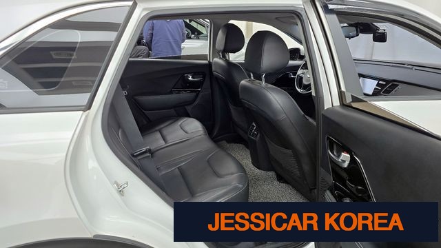 2019 Kia Niro EV - Thumbnail 17