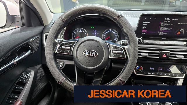 2020 Kia Seltos - Thumbnail 3