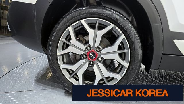 2020 Kia Seltos - Thumbnail 8