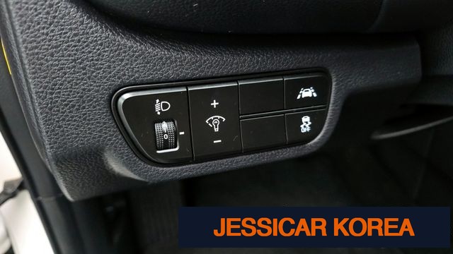 2020 Kia Seltos - Thumbnail 17
