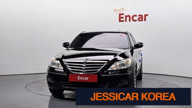 2010 Hyundai Genesis - Thumbnail 2