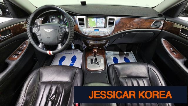 2010 Hyundai Genesis - Thumbnail 6