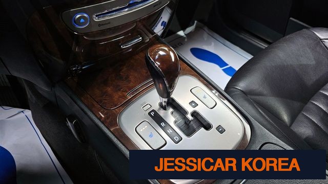 2010 Hyundai Genesis - Thumbnail 18