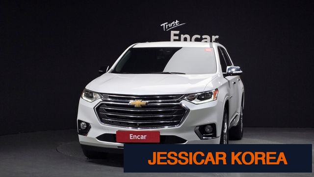 2021 Chevrolet Traverse - Thumbnail 16
