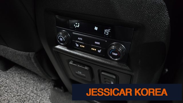 2021 Chevrolet Traverse - Thumbnail 17