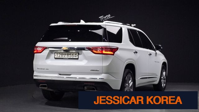 2021 Chevrolet Traverse - Thumbnail 20