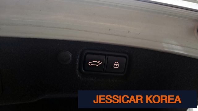 2020 Kia K7 Premier - Thumbnail 17
