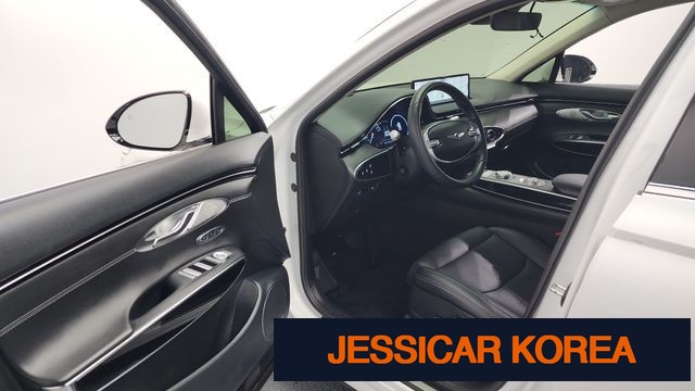 2021 Genesis GV70 - Thumbnail 6