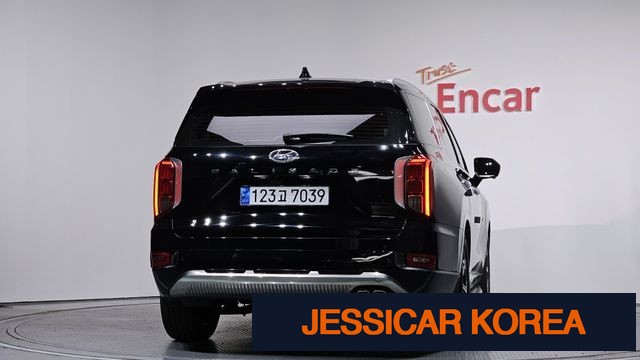 2022 Hyundai Palisade - Thumbnail 2