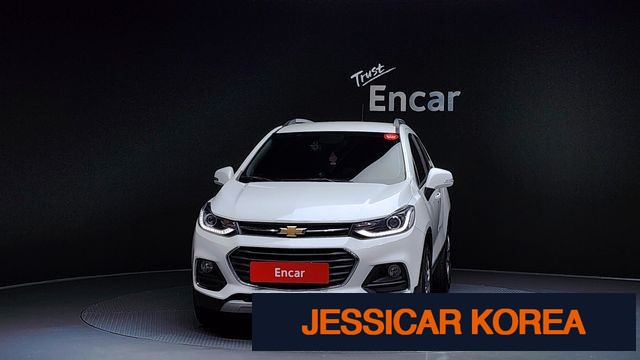2021 Chevrolet The New Trax - Thumbnail 2
