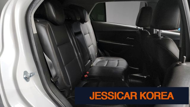 2021 Chevrolet The New Trax - Thumbnail 4