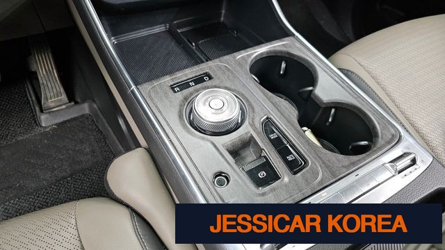2025 Kia The New Carnival 4th generation - Thumbnail 9