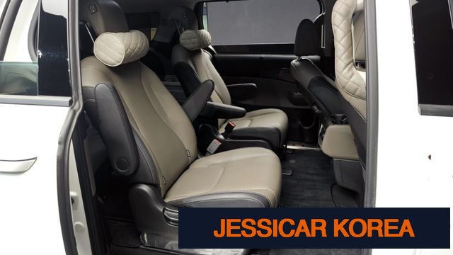 2025 Kia The New Carnival 4th generation - Thumbnail 17