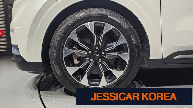 2021 Kia Carnival 4th Gen - Thumbnail 7