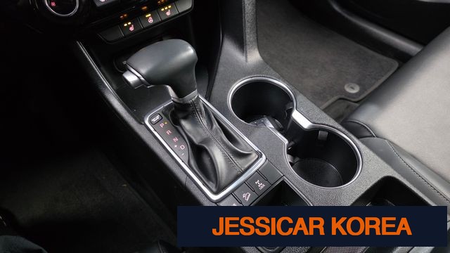 2017 Kia Sportage 4th generation - Thumbnail 2
