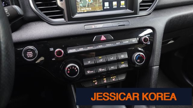 2017 Kia Sportage 4th generation - Thumbnail 10