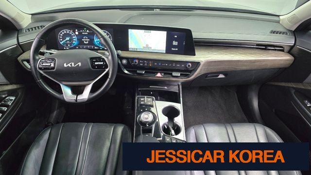 2022 Kia K8 - Thumbnail 5