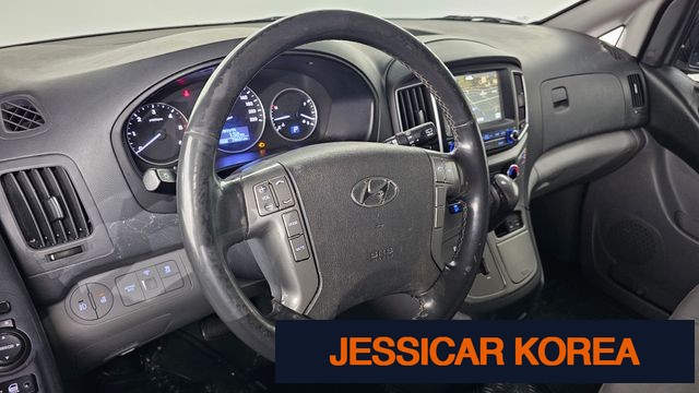 2018 Hyundai The New Grand Starex - Thumbnail 10