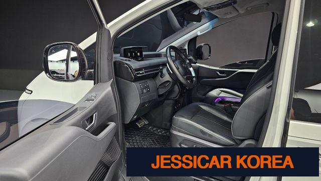 2023 Hyundai Staria - Thumbnail 4