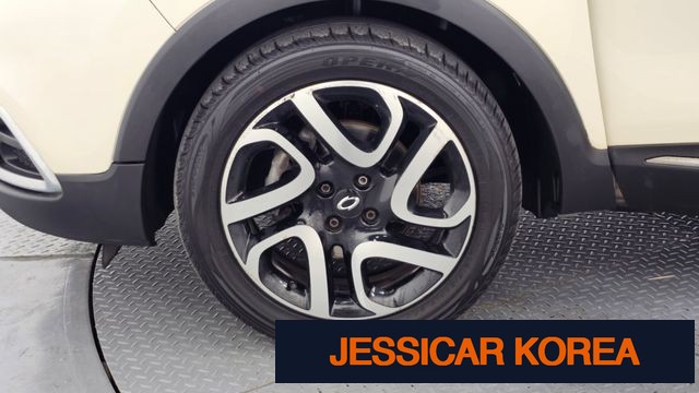 2015 Renault Korea QM3 - Thumbnail 11