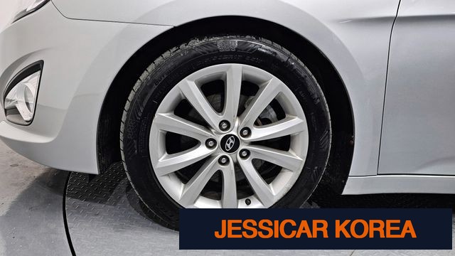 2014 Hyundai i40 saloon - Thumbnail 13