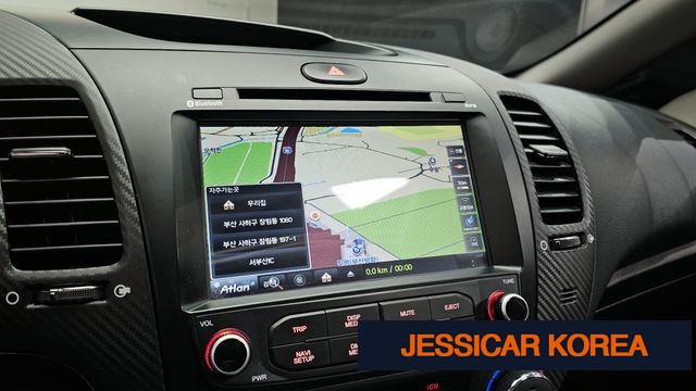 2014 Kia K3 - Thumbnail 10