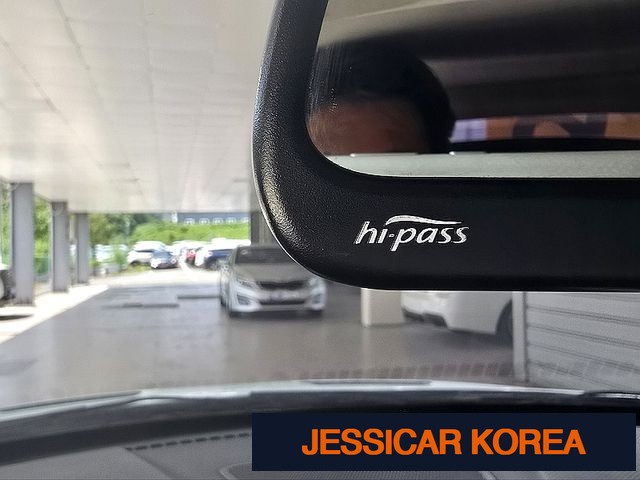 2012 Hyundai Veloster - Thumbnail 9