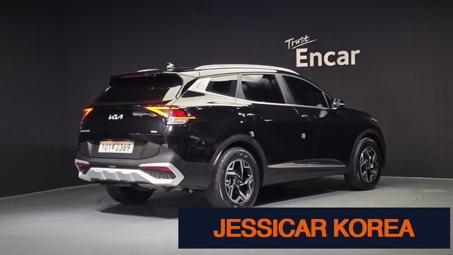 2022 Kia Sportage 5th Gen - Thumbnail 5