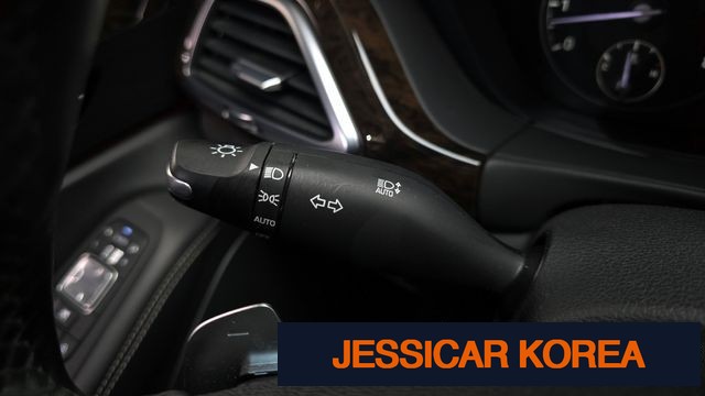 2022 Genesis G90 - Thumbnail 8