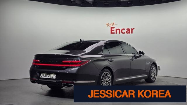 2022 Genesis G90 - Thumbnail 9