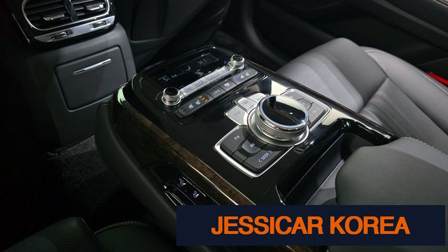 2022 Genesis G90 - Thumbnail 11