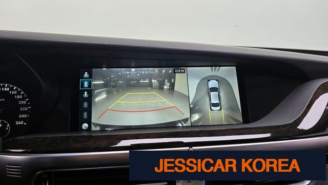 2022 Genesis G90 - Thumbnail 17