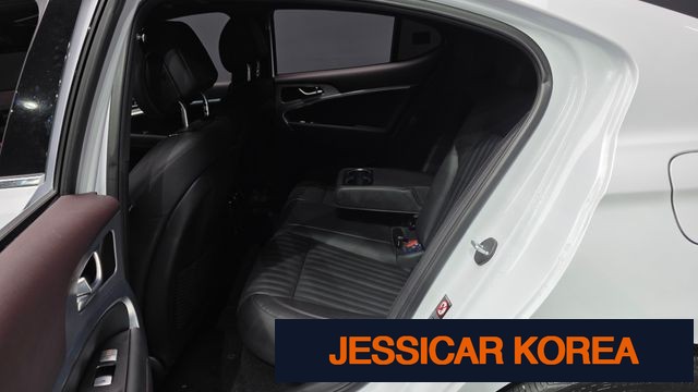 2019 Genesis G70 - Thumbnail 2