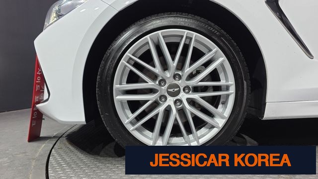 2019 Genesis G70 - Thumbnail 5