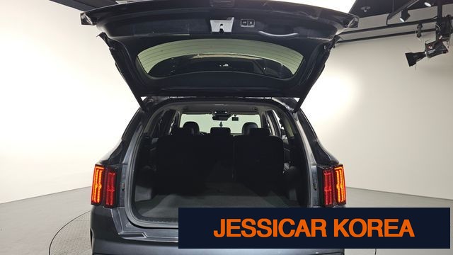 2023 Kia Sorento 4th Gen - Thumbnail 11
