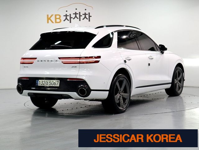2021 Genesis GV70 - Thumbnail 4