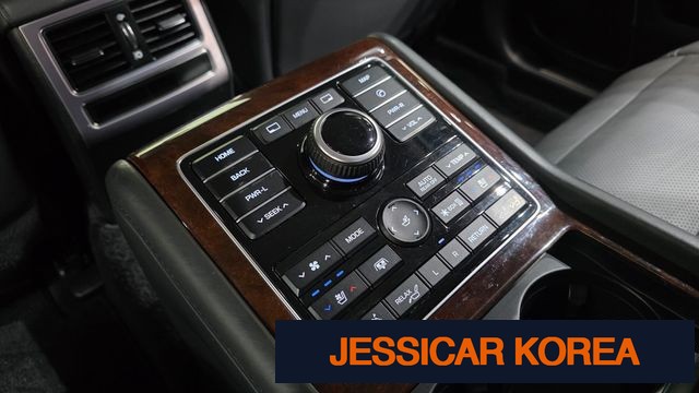 2015 Hyundai Equus (new model) - Thumbnail 4