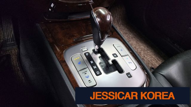 2011 Hyundai Genesis - Thumbnail 3