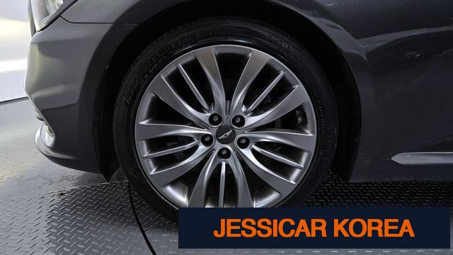 2017 Genesis G80 - Thumbnail 2